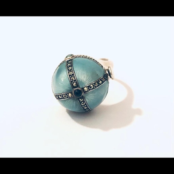 Ely’s Fate Onyx and marcassite ring - Picture 2 of 5